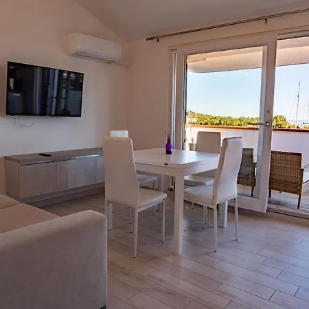 Portoottioluaffitti Spiaggia 70mt