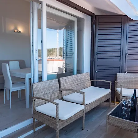 Portoottioluaffitti Spiaggia 70mt Nyaraló *